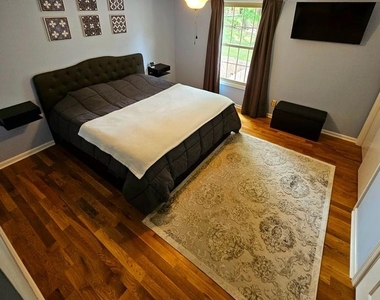 138 Nottoway Drive - Photo Thumbnail 5