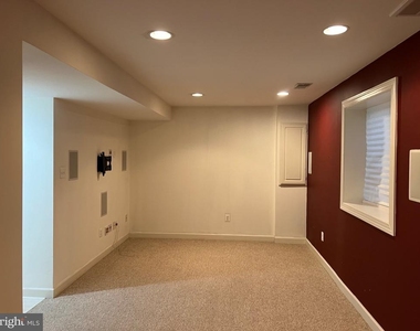 2904 Marley Lane - Photo Thumbnail 16