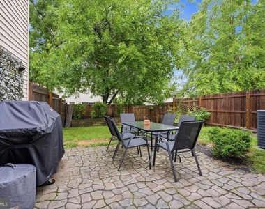 83 Andover Drive - Photo Thumbnail 7