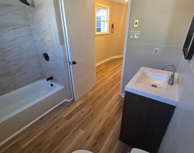1245 Cotton Street - Photo Thumbnail 5
