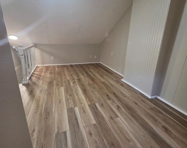 1245 Cotton Street - Photo Thumbnail 19