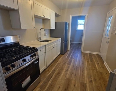 1245 Cotton Street - Photo Thumbnail 3
