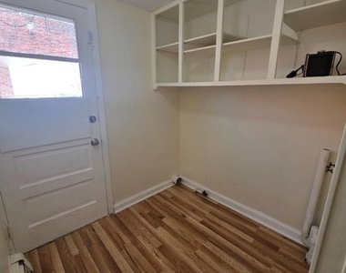 1137 Buttonwood Street - Photo Thumbnail 8