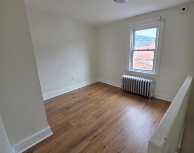 419 Bell Alley - Photo Thumbnail 10