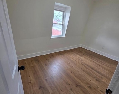 419 Bell Alley - Photo Thumbnail 8