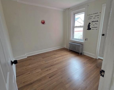 419 Bell Alley - Photo Thumbnail 4