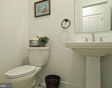 263 Aaron Truehart Way - Photo Thumbnail 7