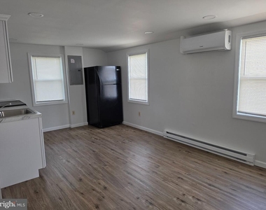 1018 W Browning Road - Photo Thumbnail 8