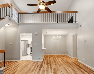 506b Ralston Drive - Photo Thumbnail 2
