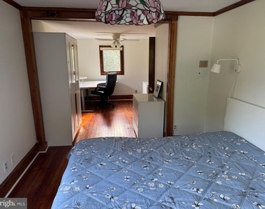 308 W Pages Lane - Photo Thumbnail 10