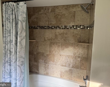 308 W Pages Lane - Photo Thumbnail 14