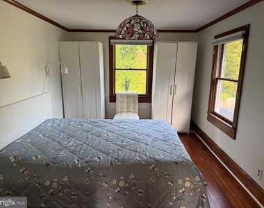 308 W Pages Lane - Photo Thumbnail 7