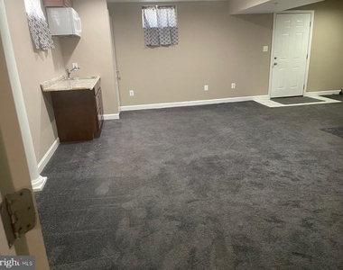 9012 Chestnut Avenue - Photo Thumbnail 3
