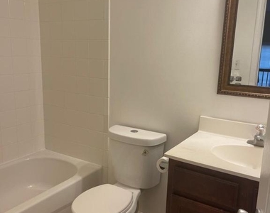 9012 Chestnut Avenue - Photo Thumbnail 7