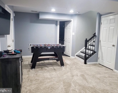 8005 Grayden Lane - Photo Thumbnail 24