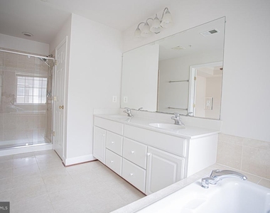 12910 Ethel Rose Way - Photo Thumbnail 33