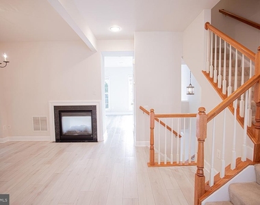 12910 Ethel Rose Way - Photo Thumbnail 11
