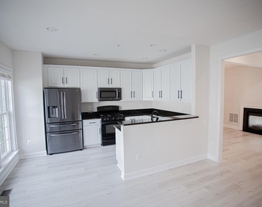 12910 Ethel Rose Way - Photo Thumbnail 3