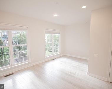 12910 Ethel Rose Way - Photo Thumbnail 7