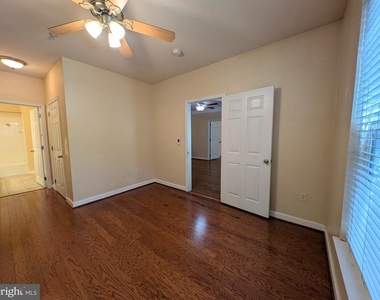 501 Hungerford Drive - Photo Thumbnail 8