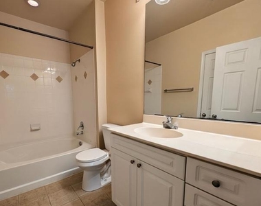 501 Hungerford Drive - Photo Thumbnail 9