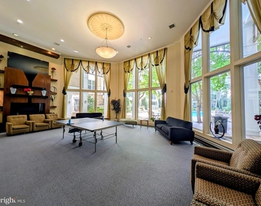 501 Hungerford Drive - Photo Thumbnail 15