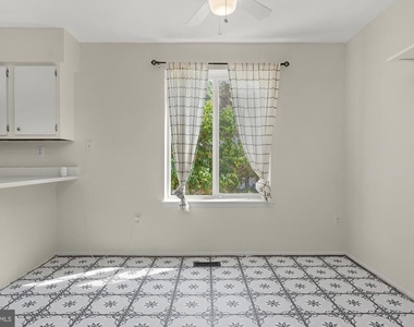 10738 Bridlerein Terrace - Photo Thumbnail 8