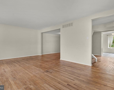10738 Bridlerein Terrace - Photo Thumbnail 6