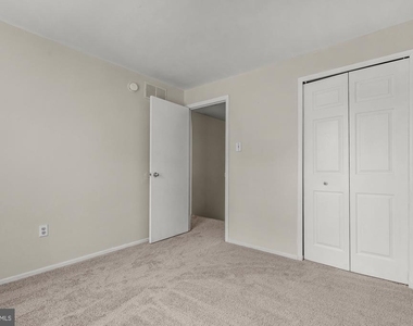 10738 Bridlerein Terrace - Photo Thumbnail 20