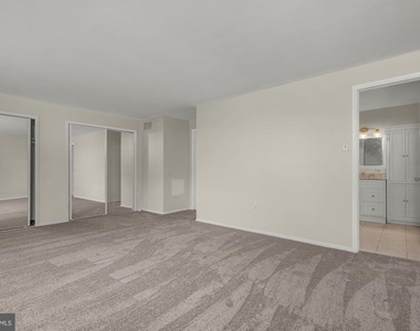 10738 Bridlerein Terrace - Photo Thumbnail 16