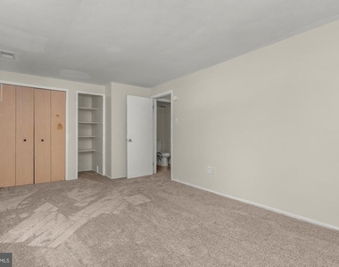 10738 Bridlerein Terrace - Photo Thumbnail 29