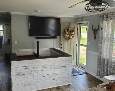 3200 Wilson Avenue - Photo Thumbnail 2