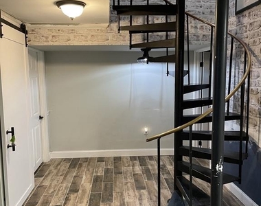 3200 Wilson Avenue - Photo Thumbnail 4