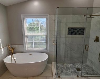 6089 Flagstone Court - Photo Thumbnail 14