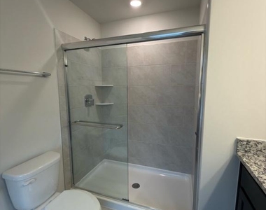 709 Compass Way - Photo Thumbnail 5