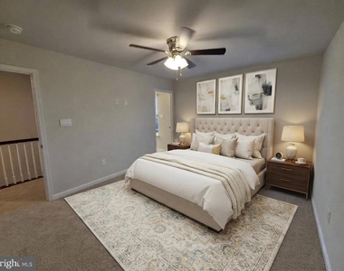 709 Compass Way - Photo Thumbnail 14