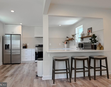 4985 Solomons Island Road - Photo Thumbnail 6