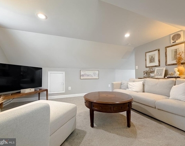 4985 Solomons Island Road - Photo Thumbnail 32