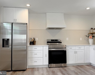 4985 Solomons Island Road - Photo Thumbnail 7