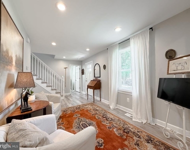 4985 Solomons Island Road - Photo Thumbnail 1