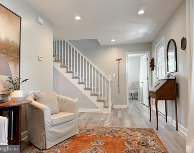 4985 Solomons Island Road - Photo Thumbnail 3