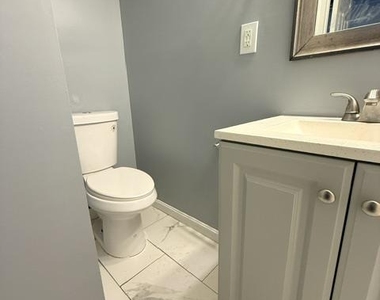 710 Kingston Road - Photo Thumbnail 17