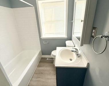 710 Kingston Road - Photo Thumbnail 13