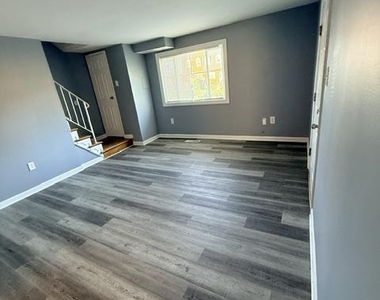 710 Kingston Road - Photo Thumbnail 2