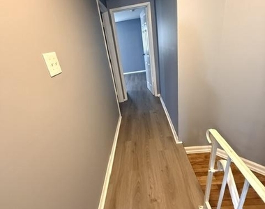 710 Kingston Road - Photo Thumbnail 8