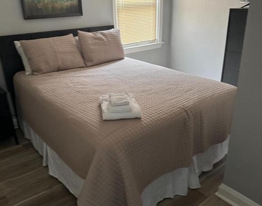 5640 Govane Avenue - Photo Thumbnail 11