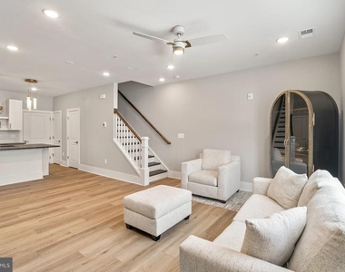 2506 W Peninsula Drive - Photo Thumbnail 2
