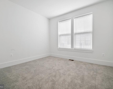 2506 W Peninsula Drive - Photo Thumbnail 12