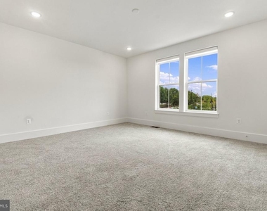 2506 W Peninsula Drive - Photo Thumbnail 19