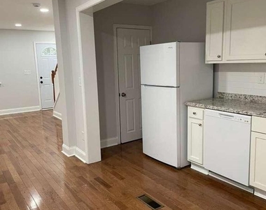 3606 Manchester Avenue - Photo Thumbnail 4